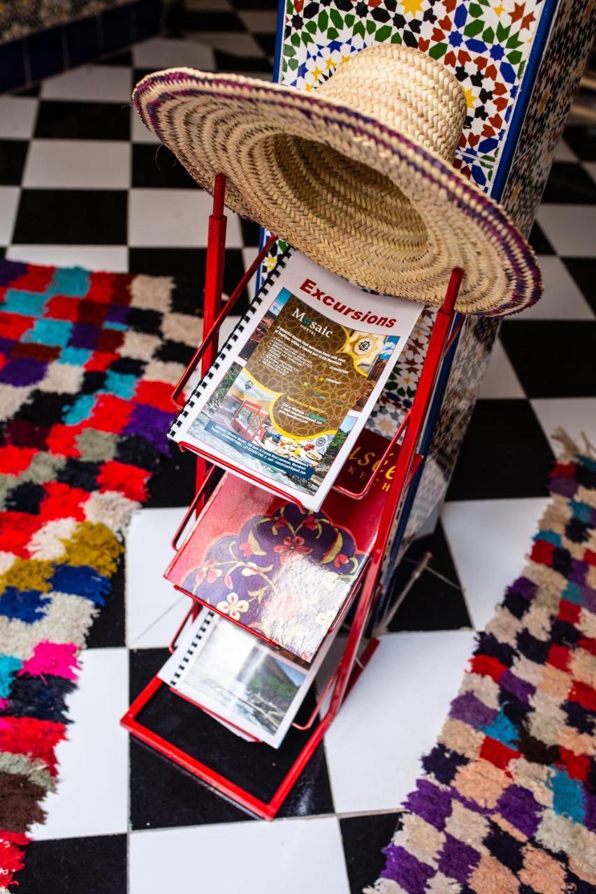 Hostal Mosaic
