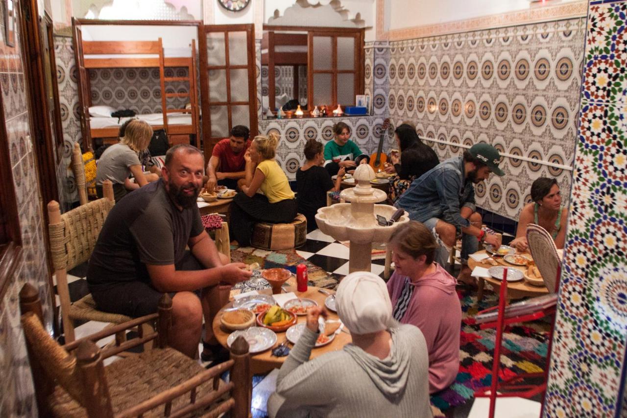 Hostal Mosaic *